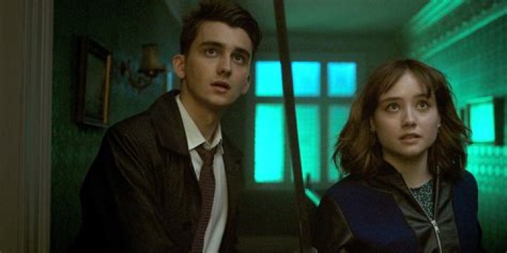 
Will ‘You’ Return with Season 5? Everything We Know So Far 