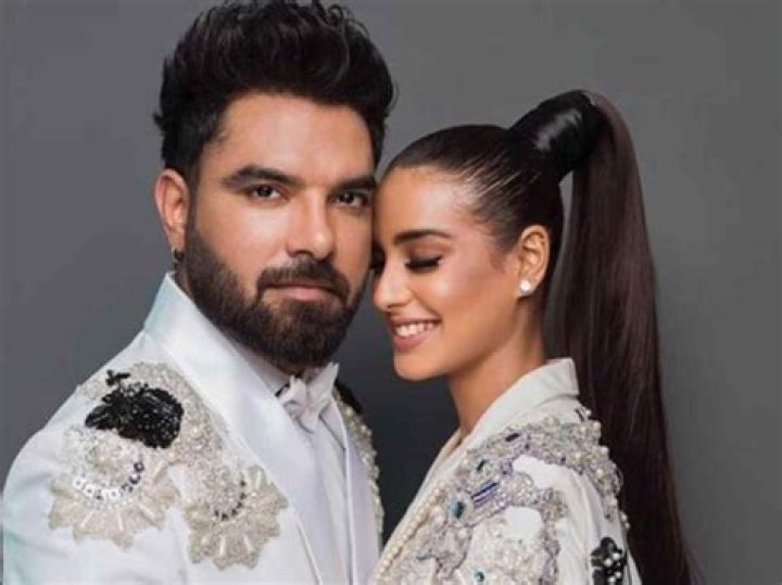 
Yasir Hussain Height, Weight, Net Worth, Age, Birthday, Wikipedia, Who, Nationality, Biography 