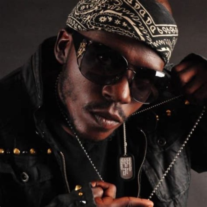 
Yung Wun Height, Weight, Net Worth, Age, Birthday, Wikipedia, Who, Nationality, Biography 