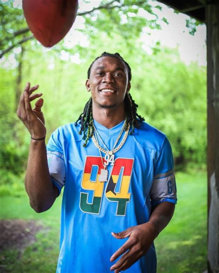 
Ziggy Ansah Height, Weight, Net Worth, Age, Birthday, Wikipedia, Who, Nationality, Biography 