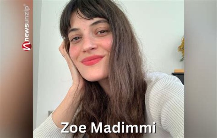 
Zoe Madimmi Age, How Old Is The Singer Known For Her Duet With Marc Lavoine? 